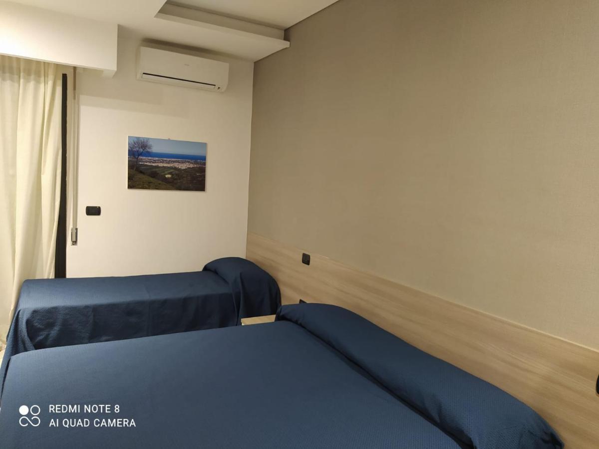 Hotel Poseidon Corigliano Calabro Exterior foto
