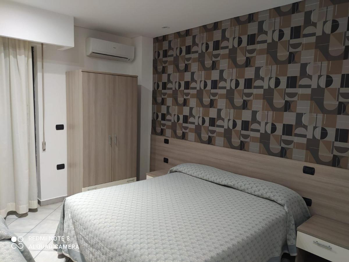 Hotel Poseidon Corigliano Calabro Exterior foto