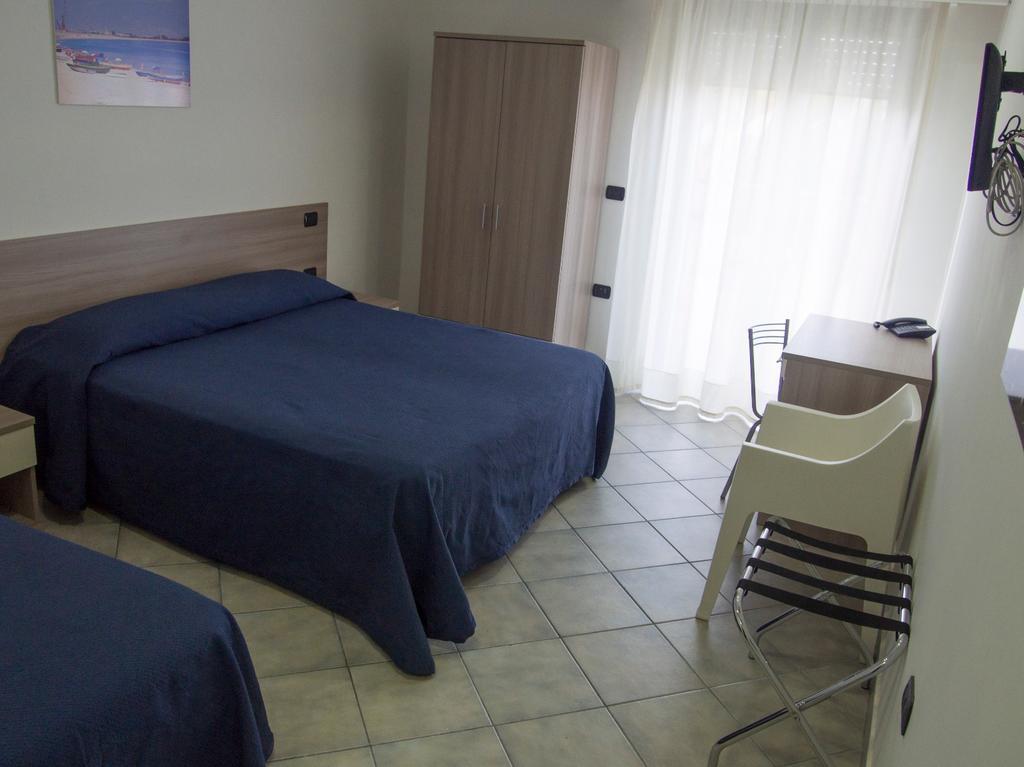 Hotel Poseidon Corigliano Calabro Exterior foto
